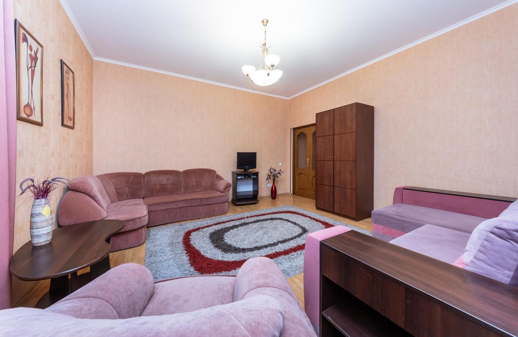 Apartments In The Center Of Pechersk Kyiv Exterior photo